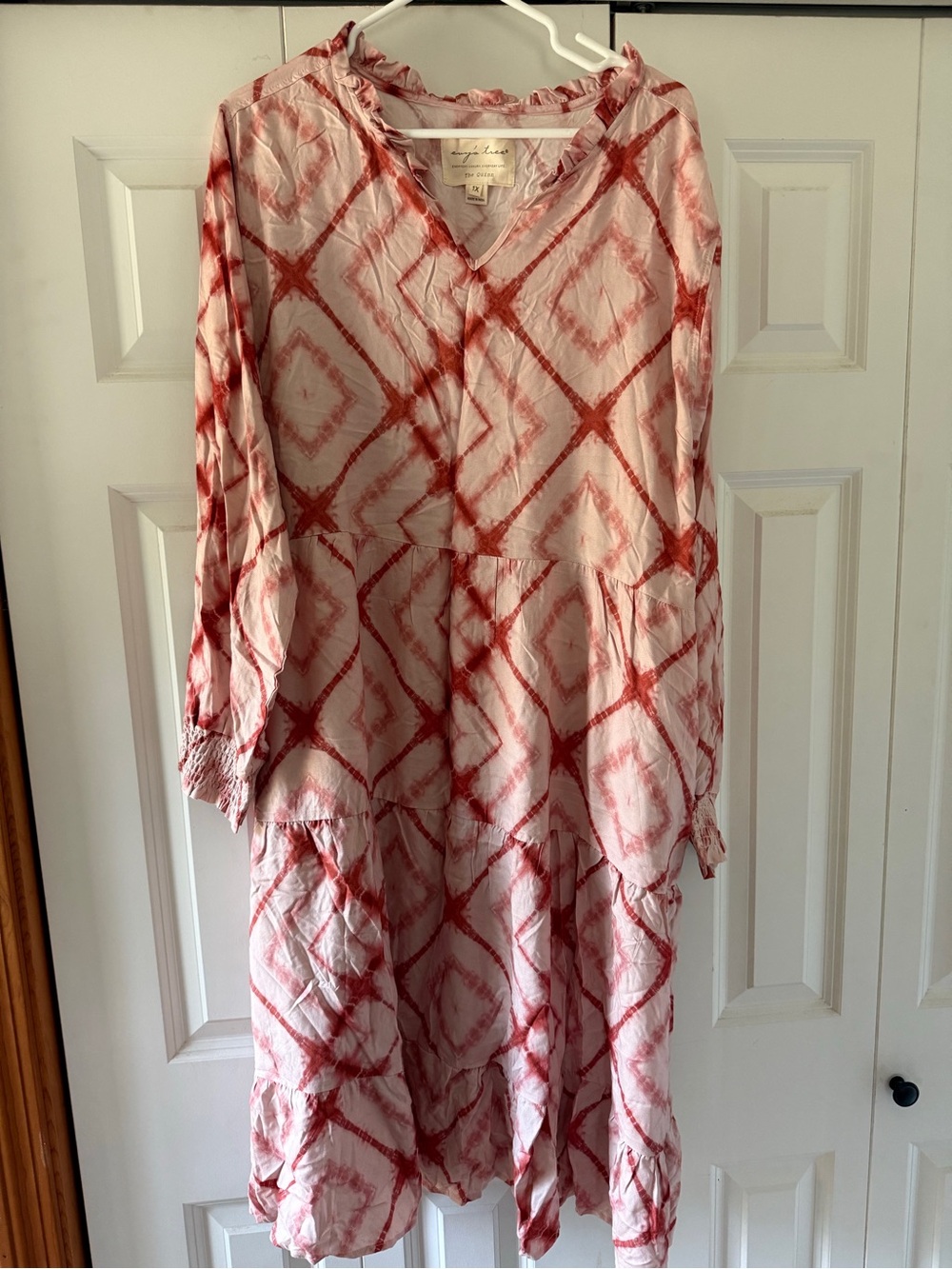 evy's tree Pink and Red Geometric Long-Sleeve Midi Dress